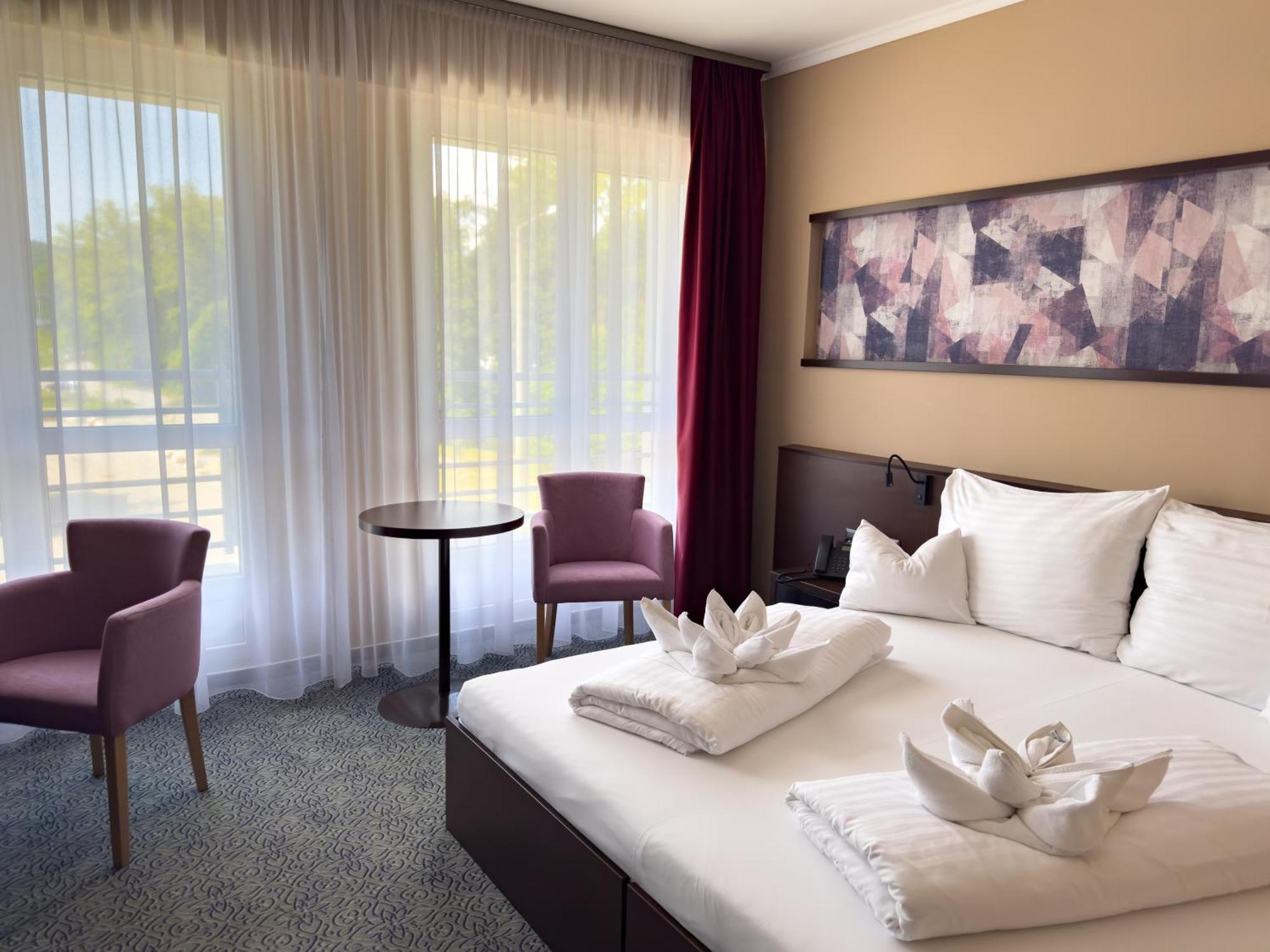 Hotel Aurora ミシュコルツ エクステリア 写真