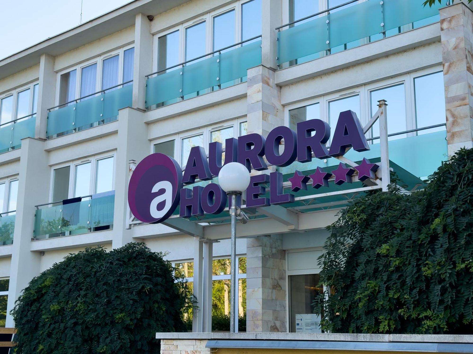 Hotel Aurora ミシュコルツ エクステリア 写真