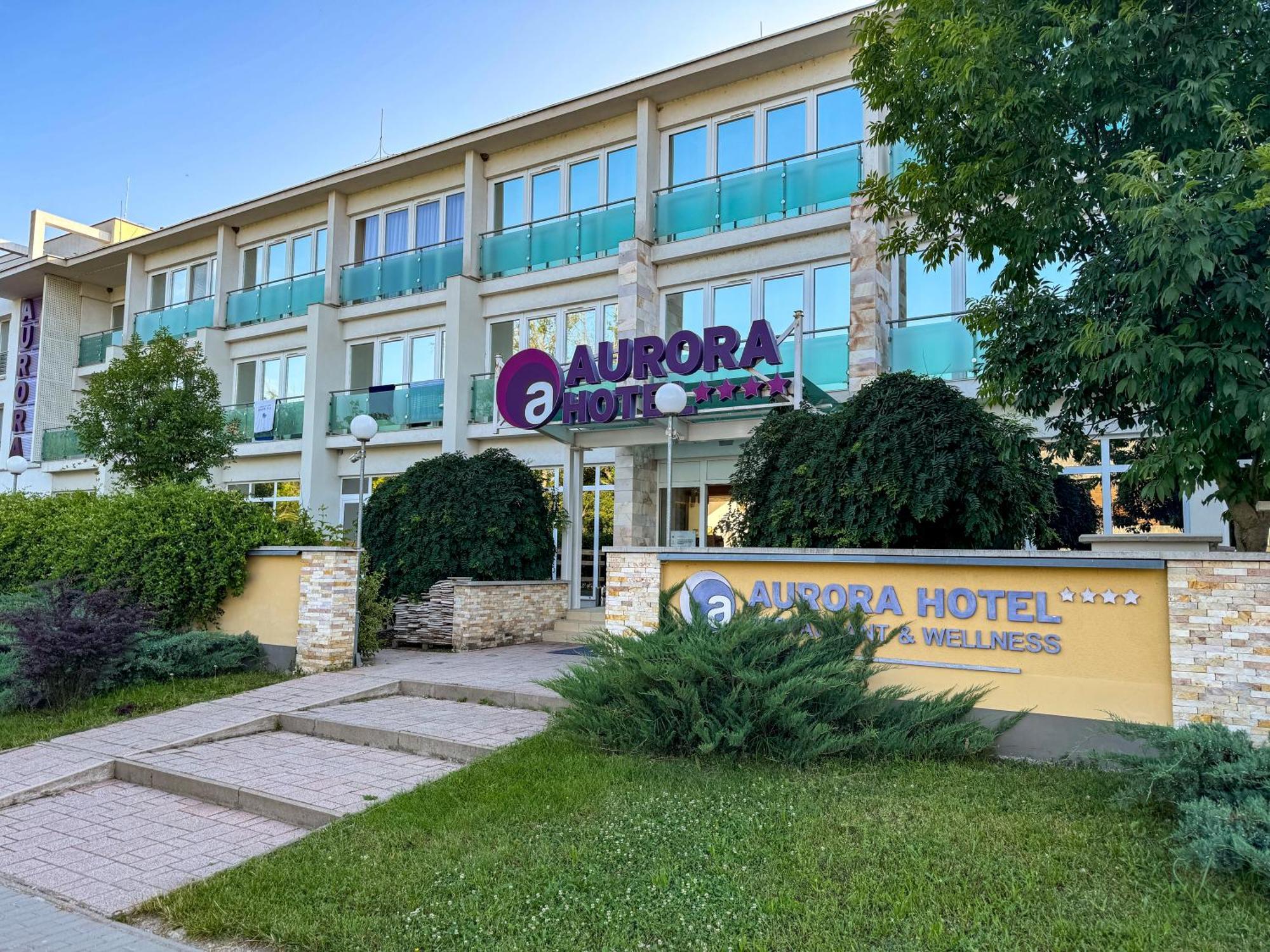 Hotel Aurora ミシュコルツ エクステリア 写真